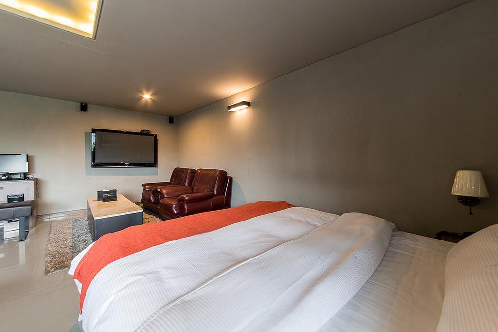 Tara Hotel Szöul Szoba fotó