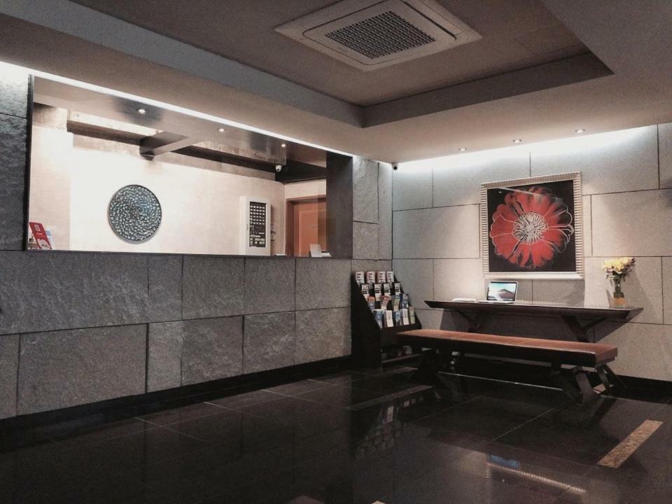 Tara Hotel Szöul Kültér fotó